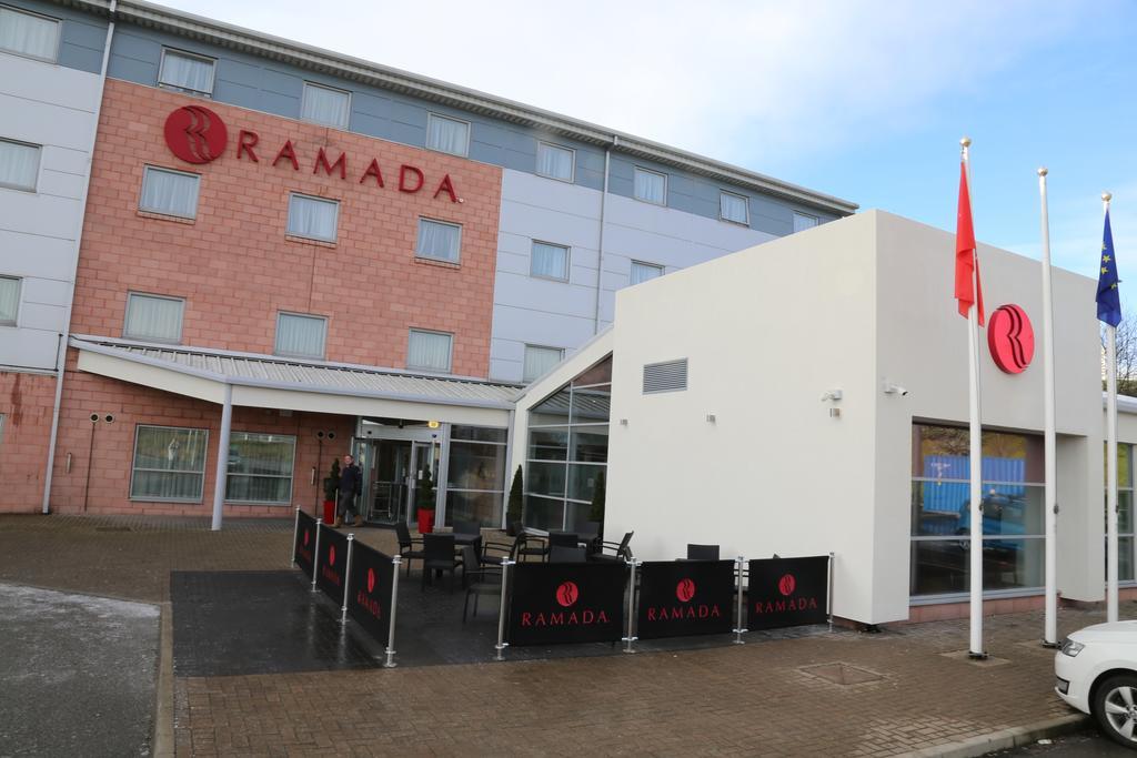 Готель Ramada Вейкфілд Екстер'єр фото